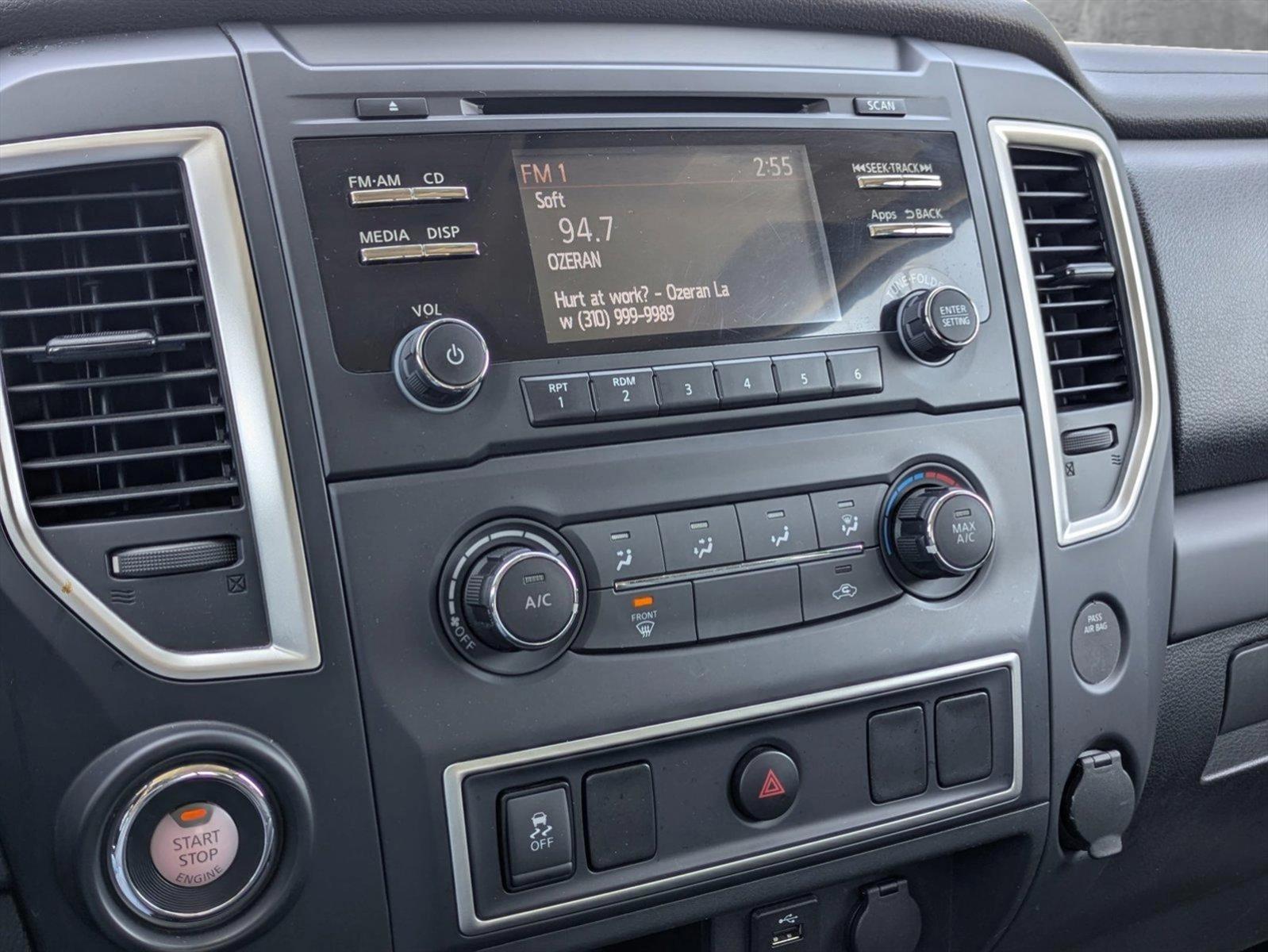 2017 Nissan Titan Vehicle Photo in Tustin, CA 92782