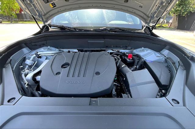 2025 Volvo XC90 Vehicle Photo in Houston, TX 77007