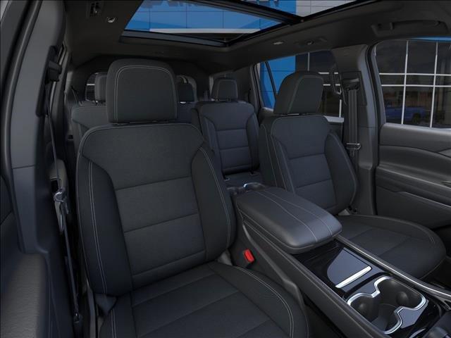 2025 Chevrolet Traverse Vehicle Photo in EMPORIA, VA 23847-1235