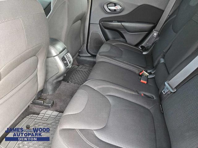 2016 Jeep Cherokee Vehicle Photo in DENTON, TX 76210-9321