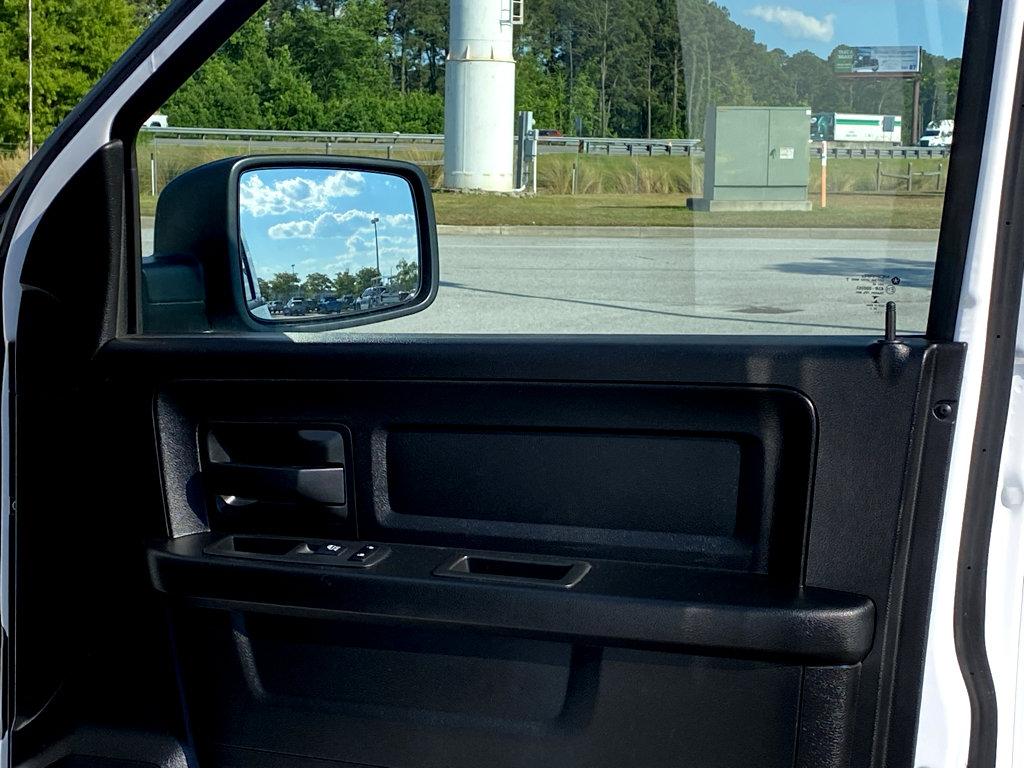 2021 Ram 1500 Classic Vehicle Photo in BEAUFORT, SC 29906-4218