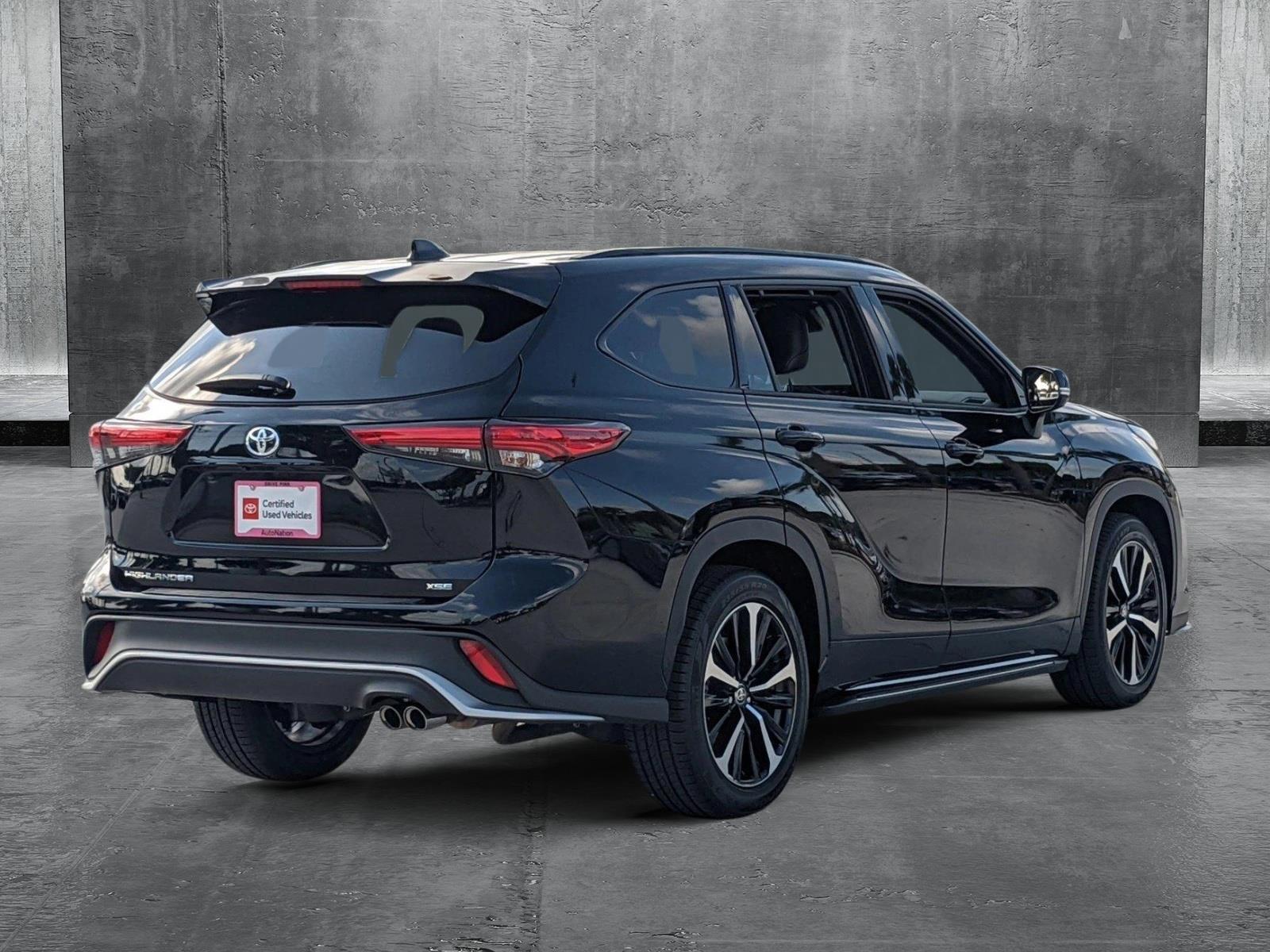 2022 Toyota Highlander Vehicle Photo in Davie, FL 33331