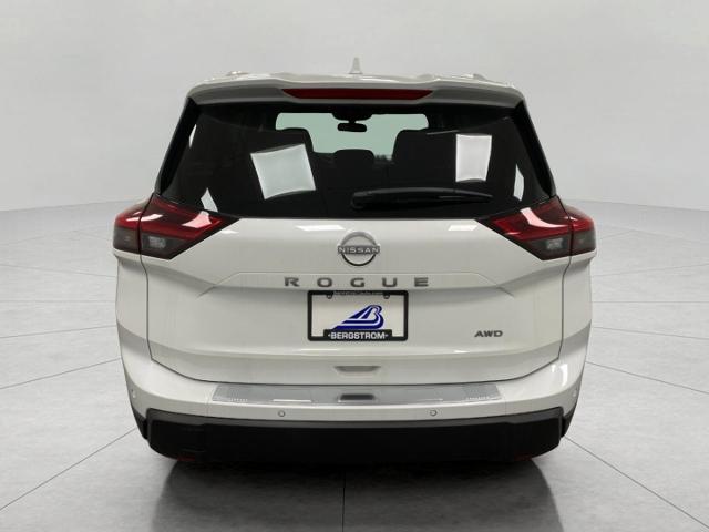 2025 Nissan Rogue Vehicle Photo in Appleton, WI 54913