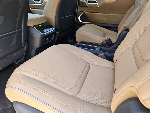 2025 INFINITI QX80 Vehicle Photo in Fort Worth, TX 76132