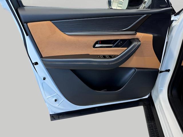 2025 Mazda CX-70 Vehicle Photo in Green Bay, WI 54304