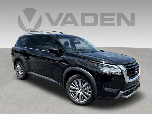2022 Nissan Pathfinder Vehicle Photo in Savannah, GA 31419