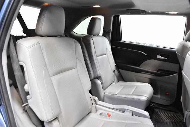 2015 Toyota Highlander Vehicle Photo in DALLAS, TX 75235