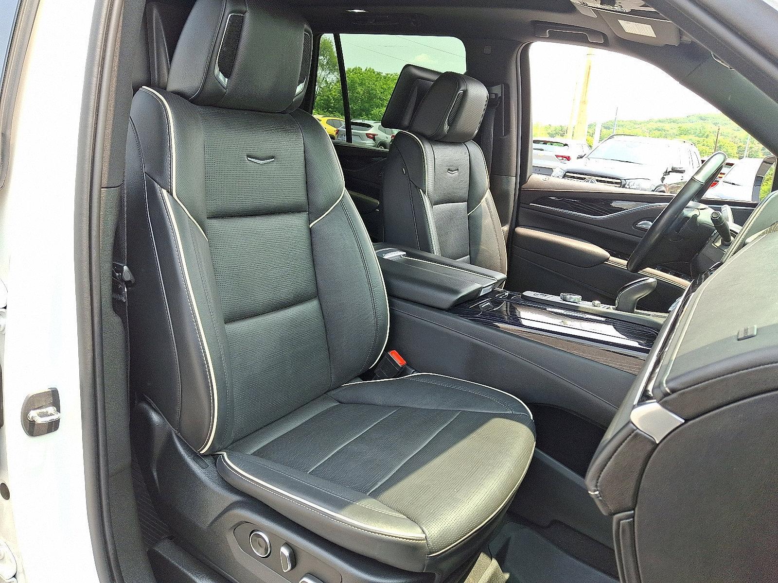 2021 Cadillac Escalade Vehicle Photo in BETHLEHEM, PA 18017-9401