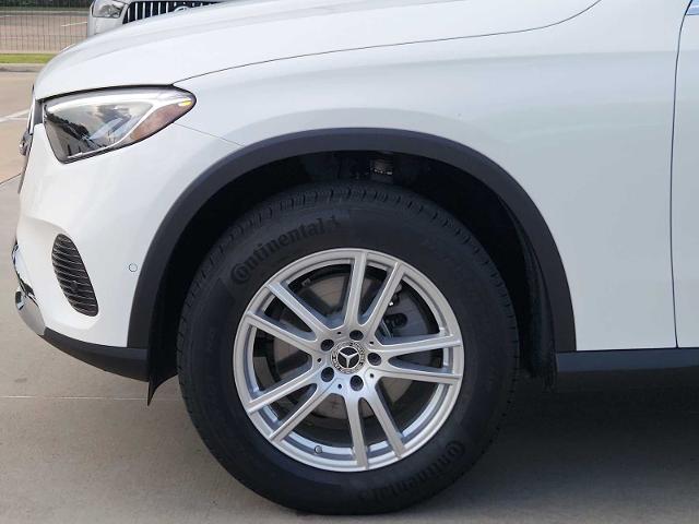 2025 Mercedes-Benz GLC Vehicle Photo in HOUSTON, TX 77079
