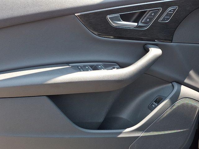 2021 Audi Q7 Vehicle Photo in DANBURY, CT 06810-5034