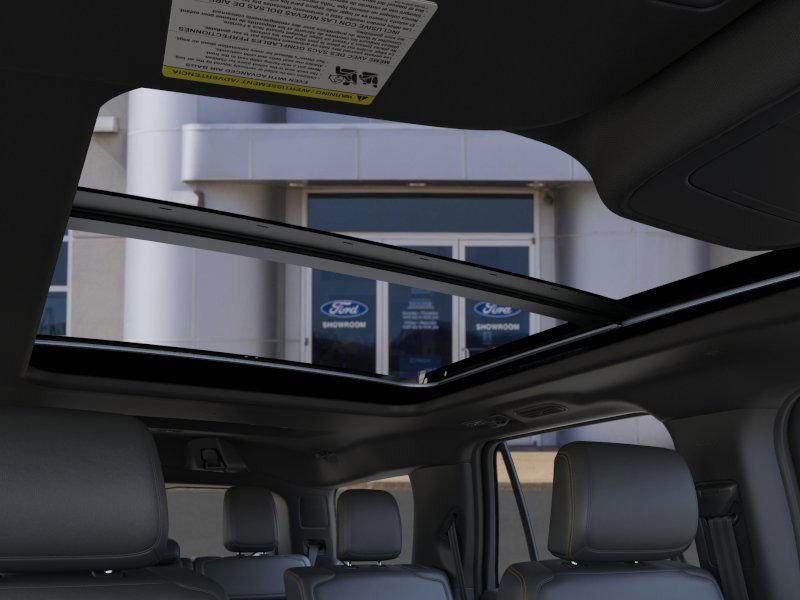 2025 Ford Expedition Vehicle Photo in Belle Vernon, PA 15012