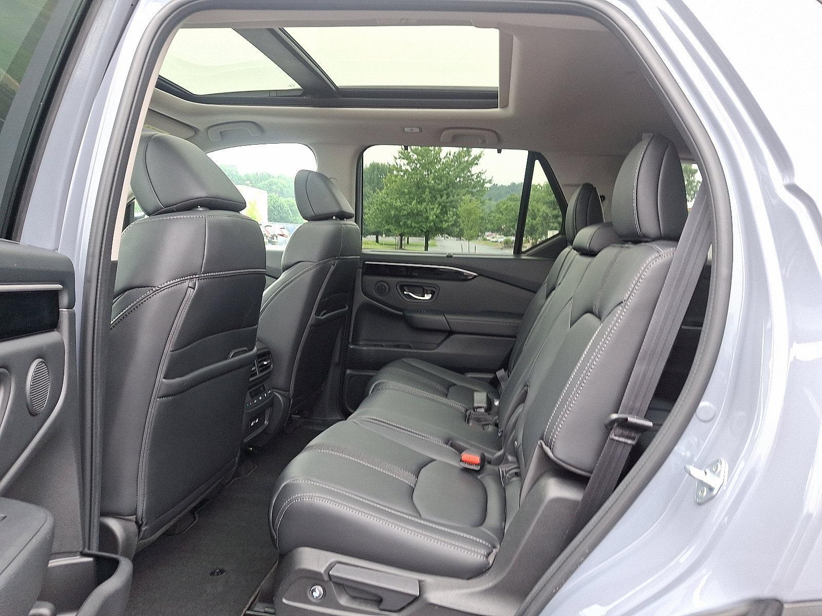 2023 Honda Pilot Vehicle Photo in Harrisburg, PA 17111