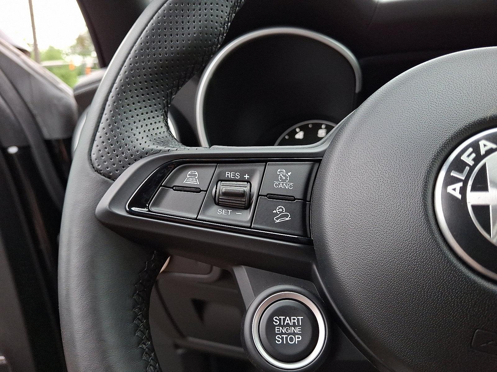 2022 Alfa Romeo Stelvio Vehicle Photo in Willow Grove, PA 19090