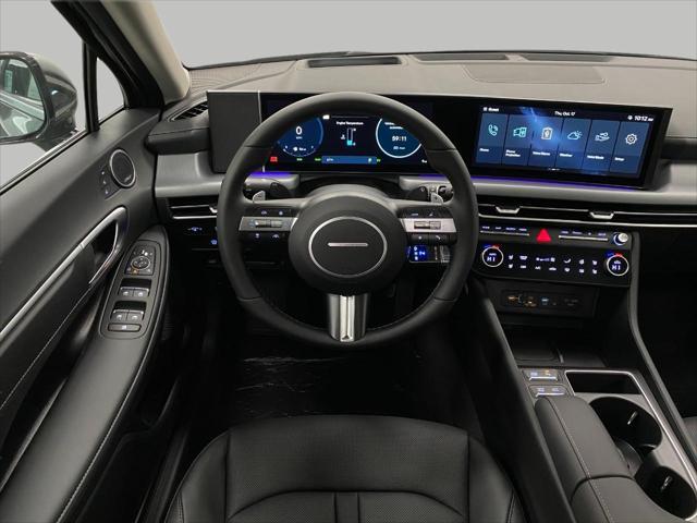 2025 Hyundai SONATA Hybrid Vehicle Photo in Appleton, WI 54913