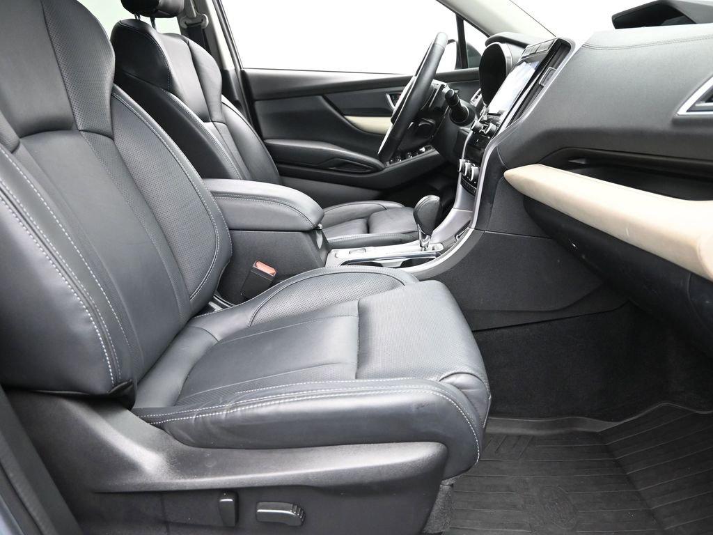 2020 Subaru Ascent Vehicle Photo in Cedar Rapids, IA 52402