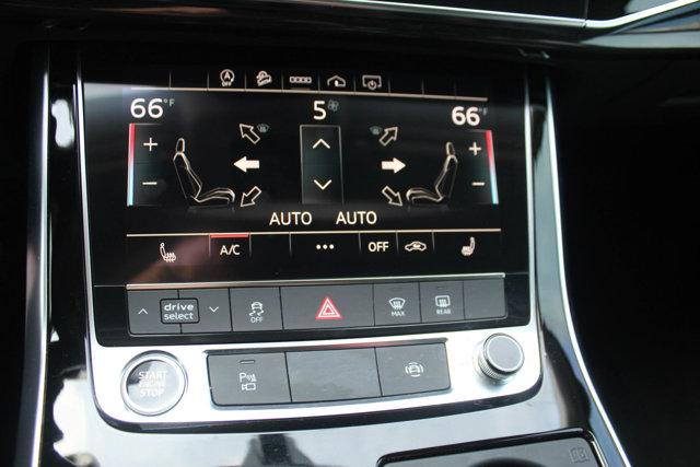 2022 Audi Q7 Vehicle Photo in HOUSTON, TX 77090