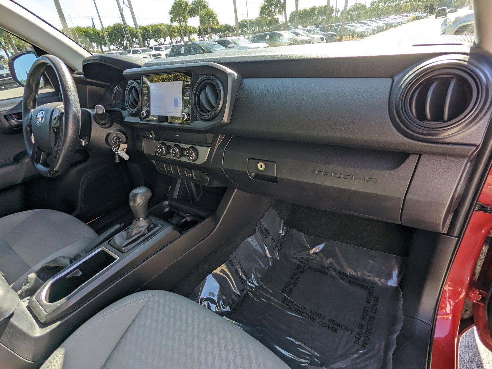 2022 Toyota Tacoma 2WD Vehicle Photo in Davie, FL 33331