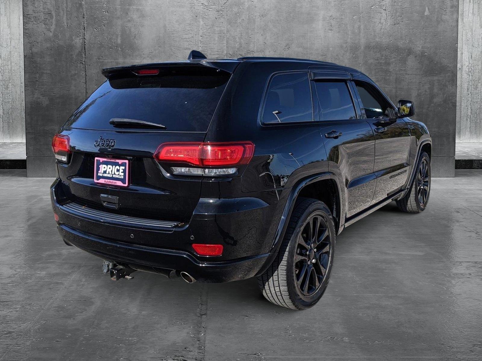 2017 Jeep Grand Cherokee Vehicle Photo in AUSTIN, TX 78759-4154