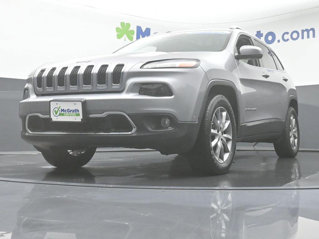 2018 Jeep Cherokee Vehicle Photo in Cedar Rapids, IA 52402