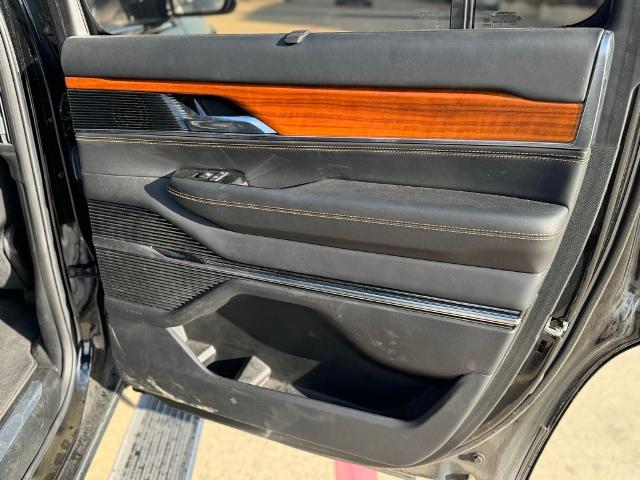 2022 Jeep Grand Wagoneer Vehicle Photo in Grapevine, TX 76051