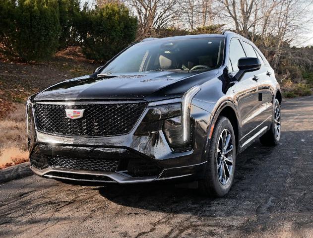 2024 Cadillac XT4 Vehicle Photo in NORWOOD, MA 02062-5222