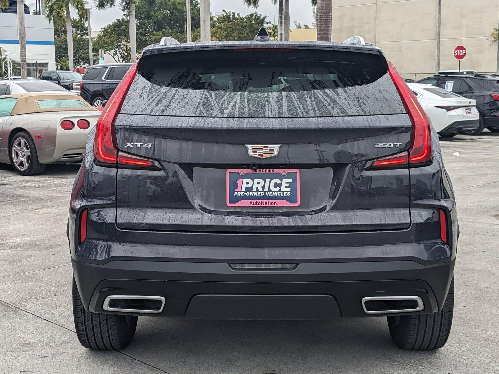 2024 Cadillac XT4 Vehicle Photo in MIAMI, FL 33172-3015