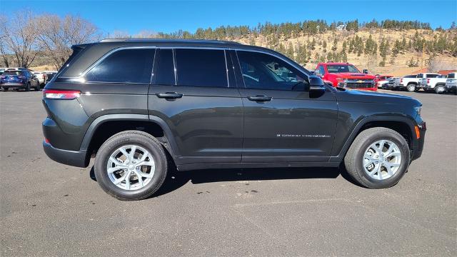 2024 Jeep Grand Cherokee Vehicle Photo in FLAGSTAFF, AZ 86001-6214