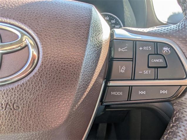 2023 Toyota Sienna Vehicle Photo in AURORA, CO 80012-4011