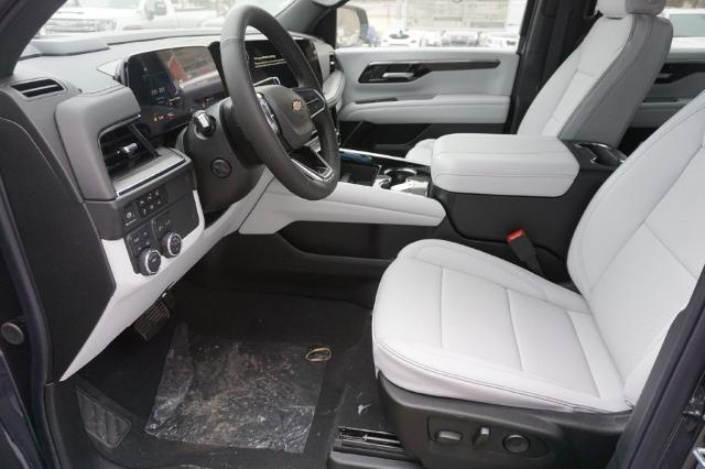 2025 Chevrolet Suburban Vehicle Photo in FAIRMONT, WV 26554-2318