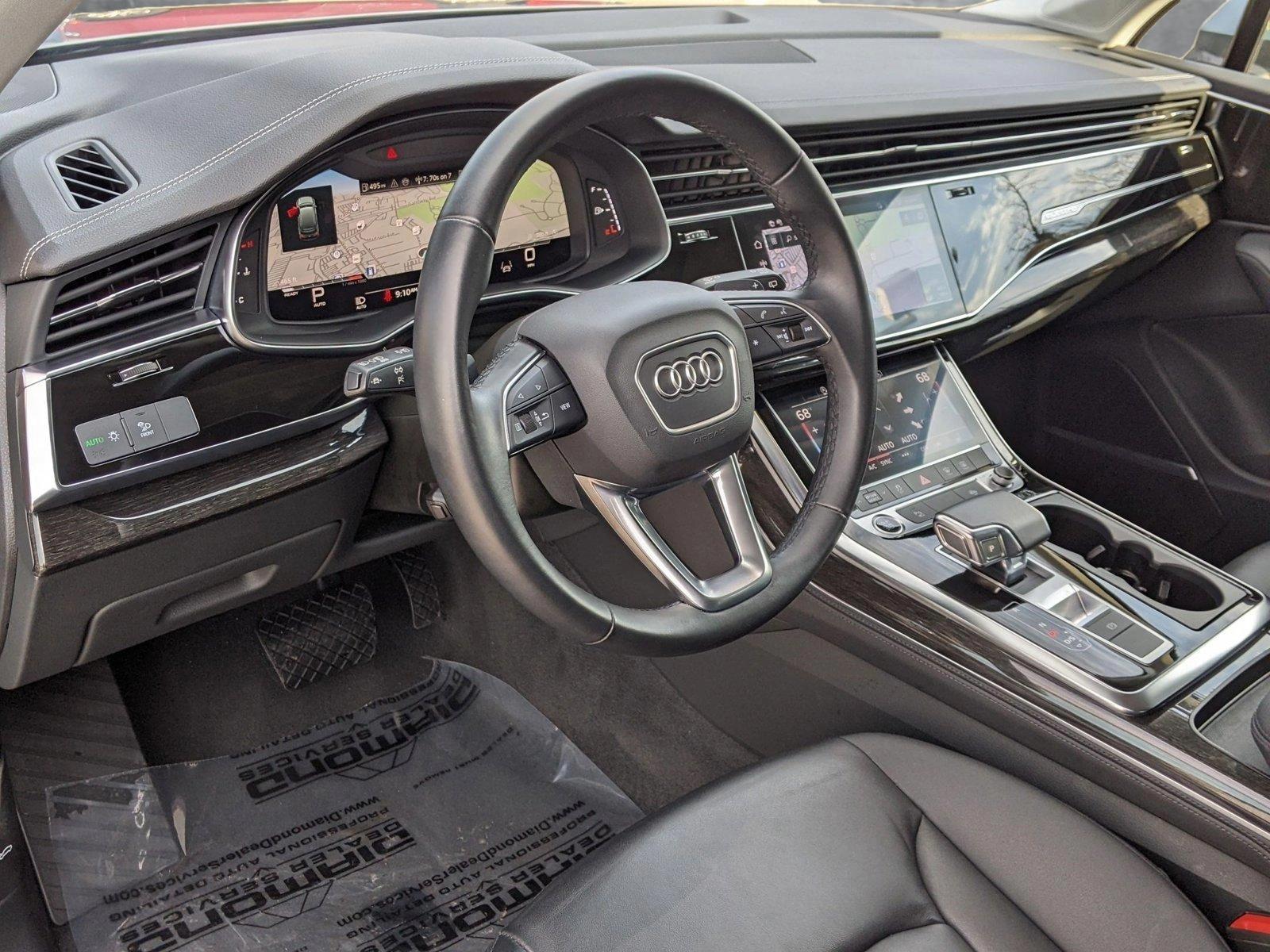 2024 Audi Q7 Vehicle Photo in TIMONIUM, MD 21093-2300