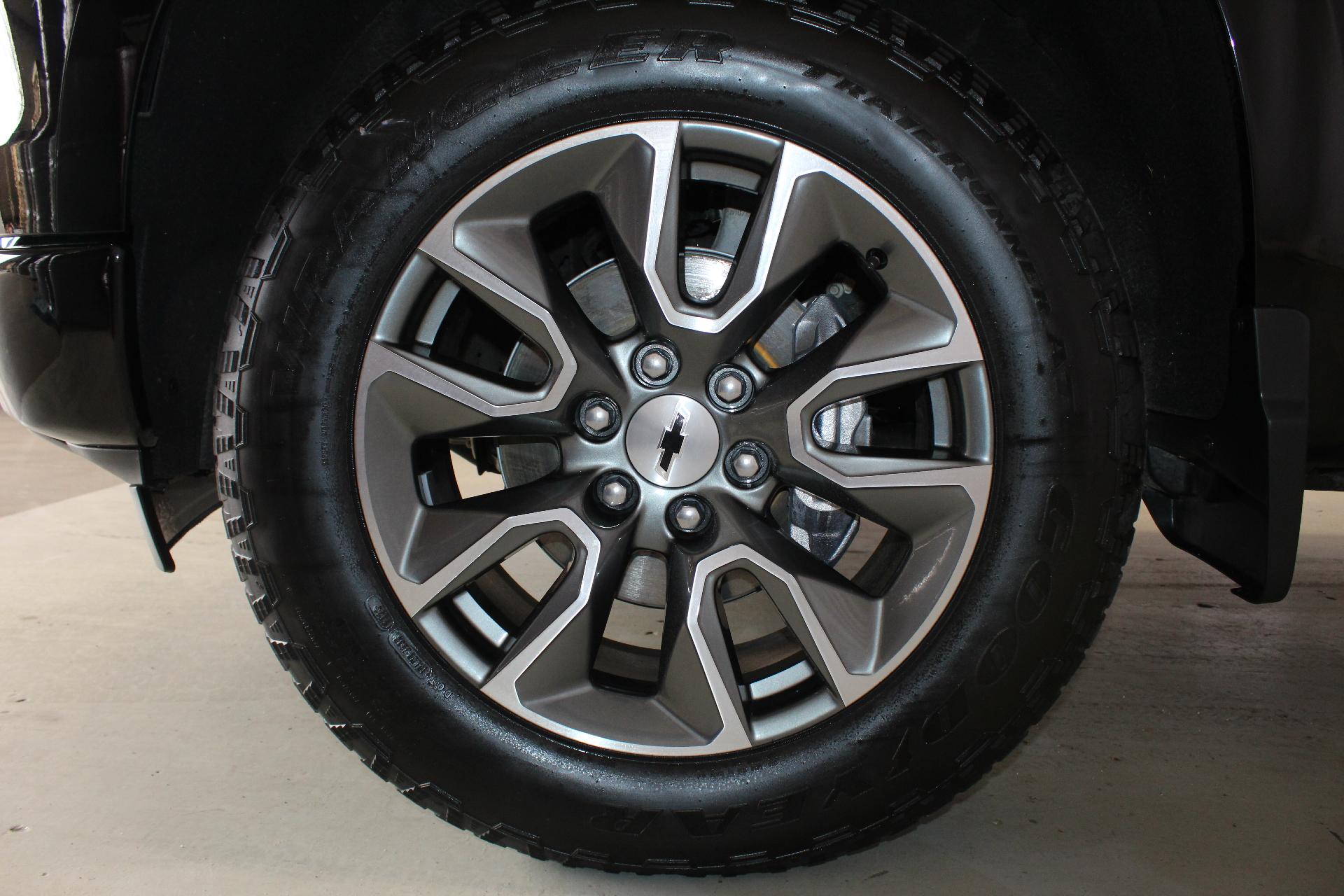 2023 Chevrolet Silverado 1500 Vehicle Photo in NORTHAMPTON, MA 01060-1120