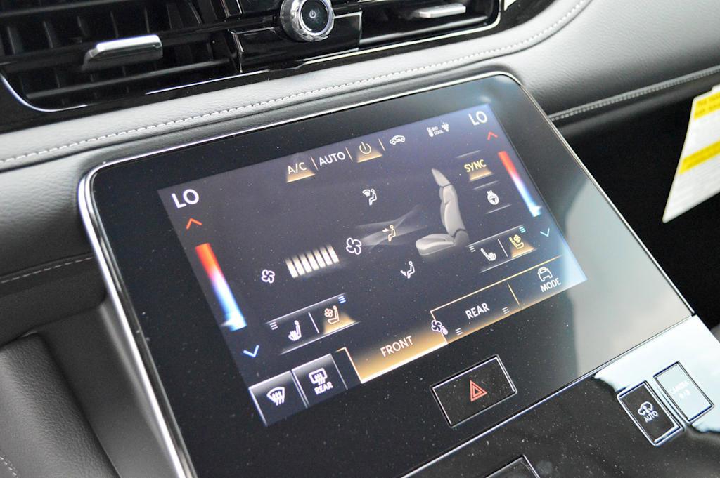 2025 INFINITI QX80 Vehicle Photo in Houston, TX 77090