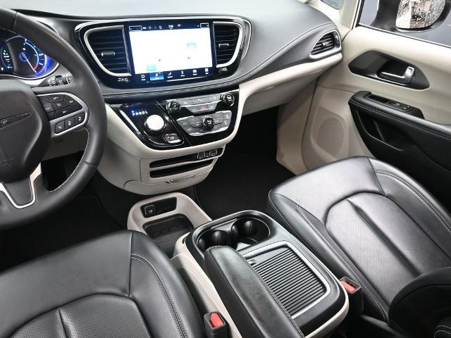2023 Chrysler Pacifica Vehicle Photo in Cedar Rapids, IA 52402