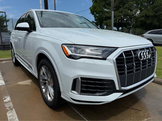 2020 Audi Q7 Vehicle Photo in HOUSTON, TX 77079