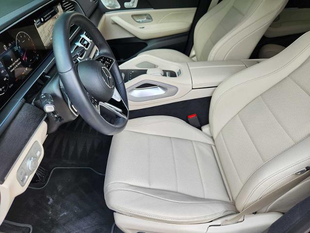 2025 Mercedes-Benz GLS Vehicle Photo in HOUSTON, TX 77079
