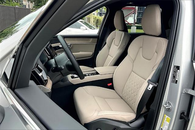 2025 Volvo XC90 Vehicle Photo in Houston, TX 77007