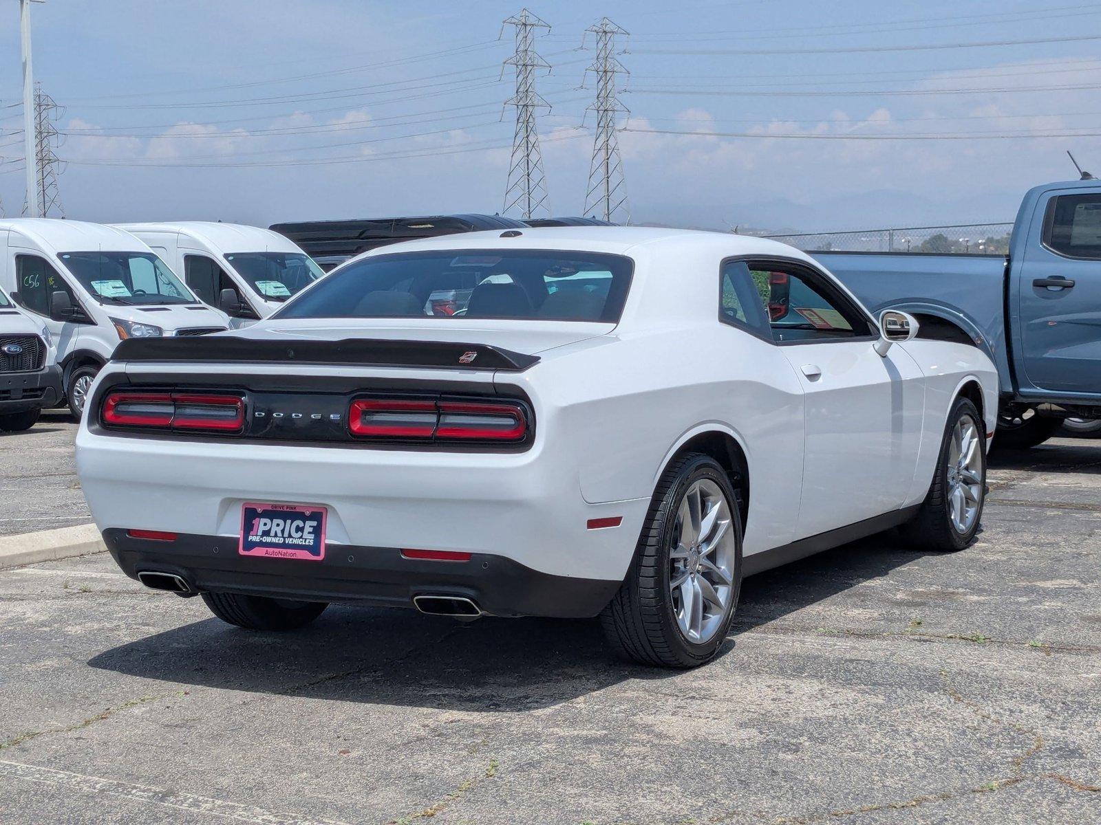 2023 Dodge Challenger Vehicle Photo in Valencia, CA 91355