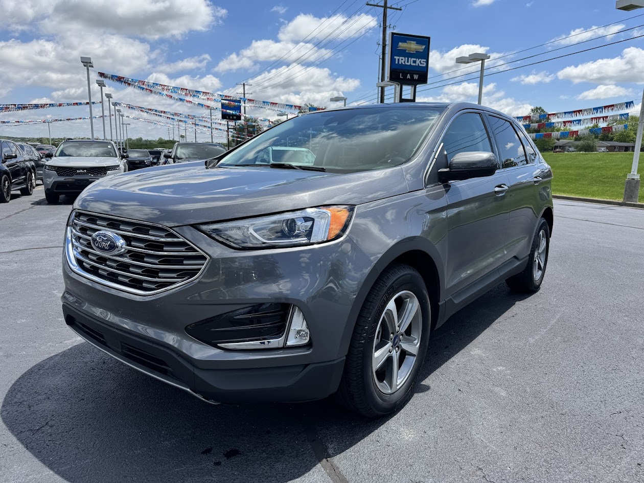 2021 Ford Edge Vehicle Photo in BOONVILLE, IN 47601-9633