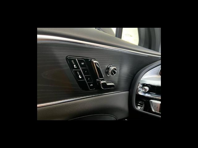 2025 Cadillac LYRIQ Vehicle Photo in TAMPA, FL 33612-3404
