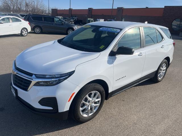 2022 Chevrolet Equinox Vehicle Photo in Cedar Rapids, IA 52402