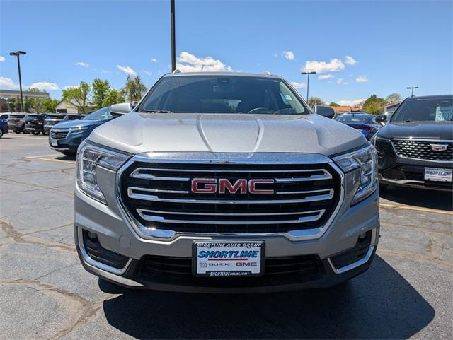 2024 GMC Terrain Vehicle Photo in AURORA, CO 80012-4011