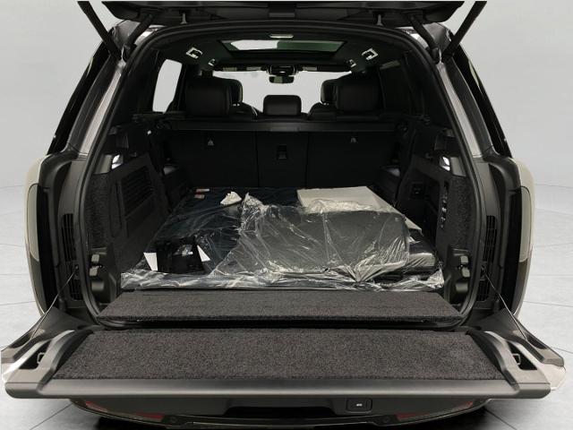 2025 Range Rover Vehicle Photo in Appleton, WI 54913