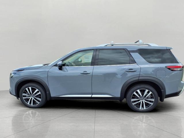 2025 Nissan Pathfinder Vehicle Photo in Oshkosh, WI 54904