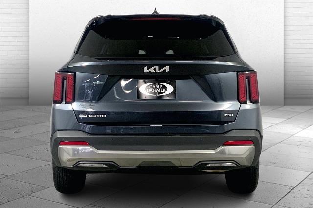 2024 Kia Sorento Vehicle Photo in Lees Summit, MO 64086