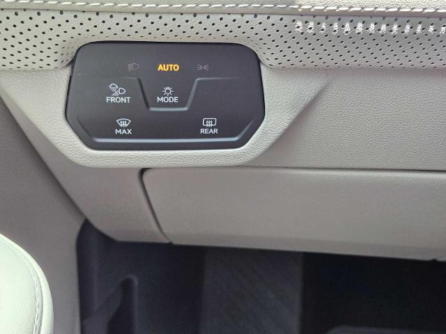 2025 Volkswagen Atlas Vehicle Photo in DENTON, TX 76210-9321