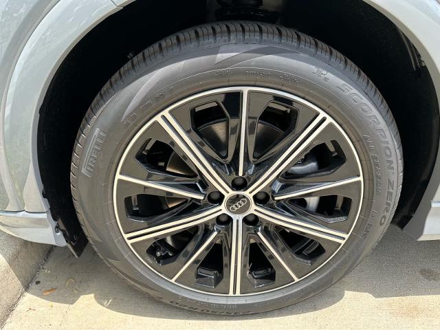 2025 Audi Q4 e-tron Vehicle Photo in HOUSTON, TX 77090