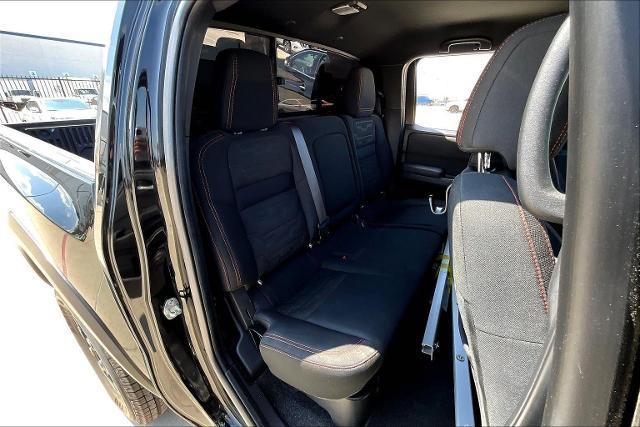 2023 Nissan Frontier Vehicle Photo in Grapevine, TX 76051