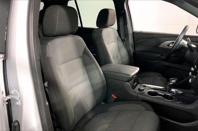 2023 Chevrolet Traverse Vehicle Photo in Lees Summit, MO 64086