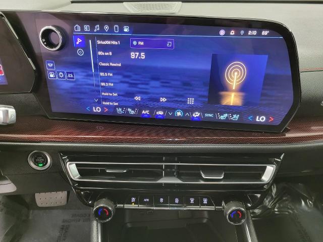 2024 Chevrolet Traverse Vehicle Photo in APPLETON, WI 54914-4656