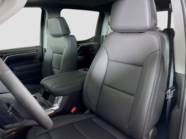 2025 Chevrolet Silverado 1500 Vehicle Photo in PUYALLUP, WA 98371-4149